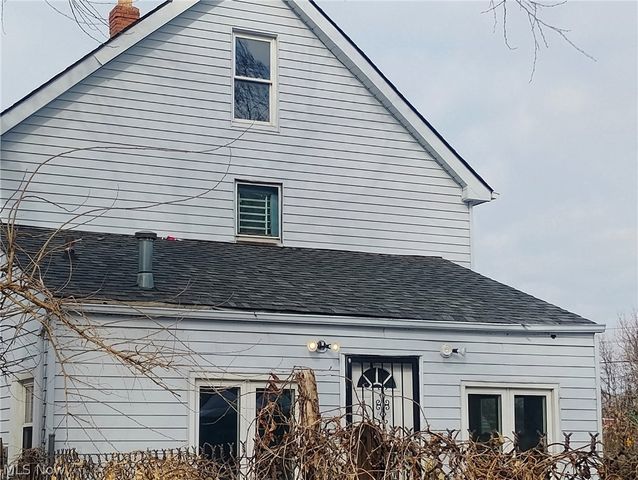 15008 Sylvia Avenue, Cleveland, OH 44110