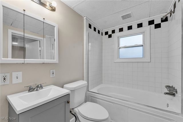 15008 Sylvia Avenue, Cleveland, OH 44110