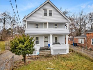 15008 Sylvia Avenue, Cleveland, OH 44110