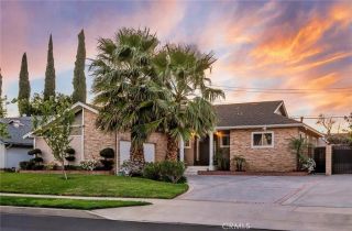 10015 Petit Avenue, North Hills, CA 91343