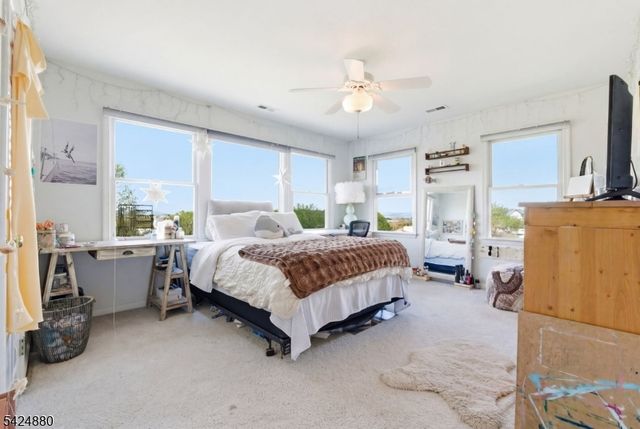 19 Allerton Rd, Clinton Twp., NJ 08833