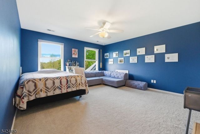 19 Allerton Rd, Clinton Twp., NJ 08833