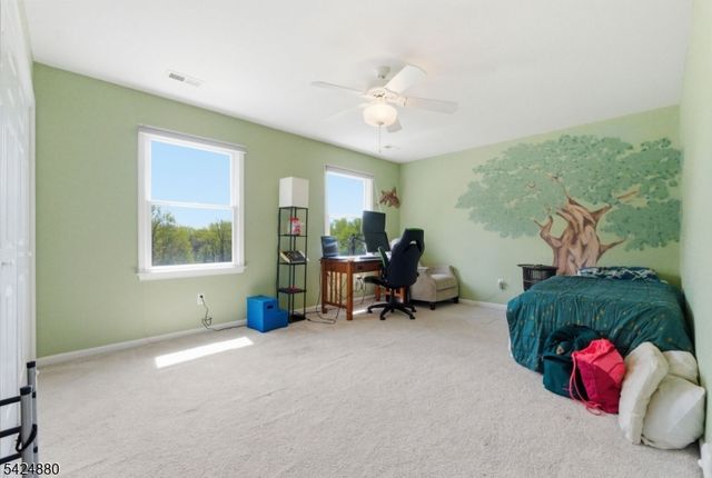 19 Allerton Rd, Clinton Twp., NJ 08833