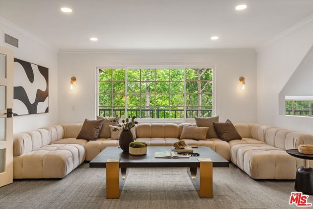 9315 Beverly Crest Drive, Beverly Hills, CA 90210