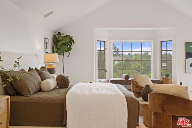 9315 Beverly Crest Drive, Beverly Hills, CA 90210