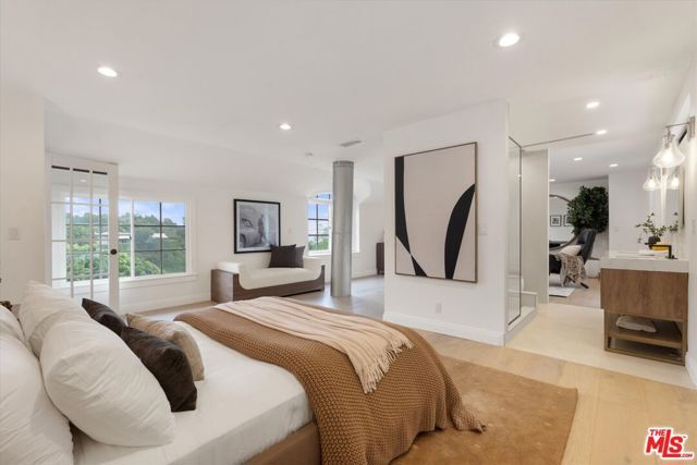 9315 Beverly Crest Drive, Beverly Hills, CA 90210