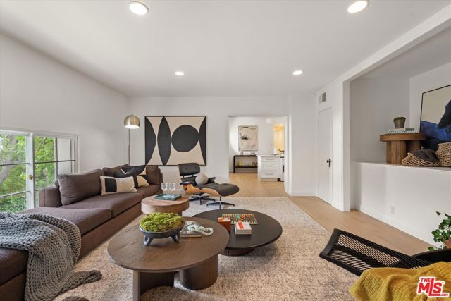 9315 Beverly Crest Drive, Beverly Hills, CA 90210