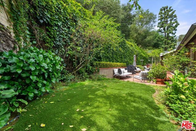 9315 Beverly Crest Drive, Beverly Hills, CA 90210