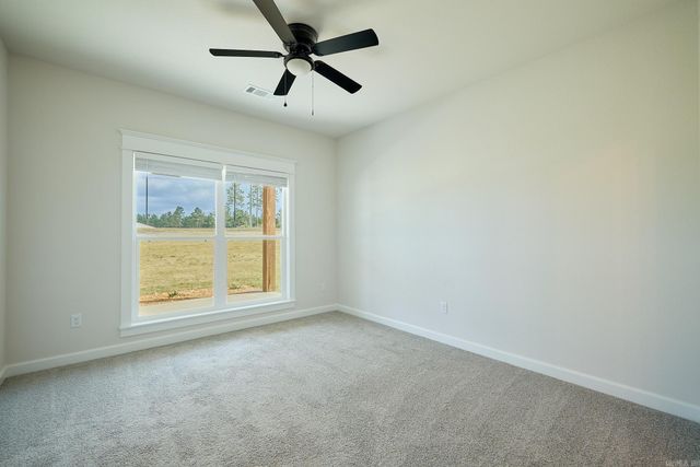 10557 W Miller Sardis Road, Bauxite, AR 72011