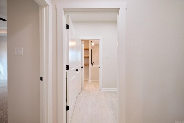 10557 W Miller Sardis Road, Bauxite, AR 72011