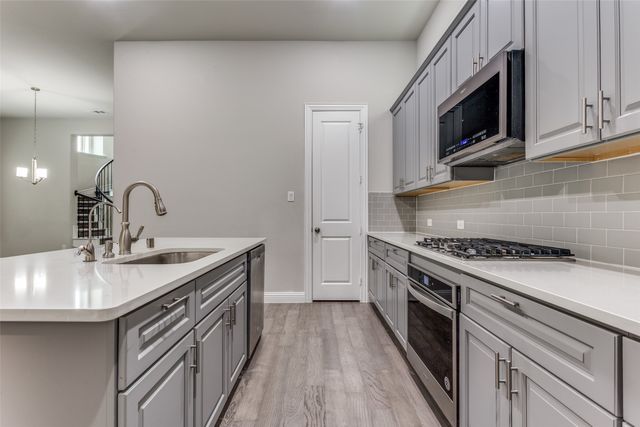 17620 Bottlebrush Drive, Dallas, TX 75252