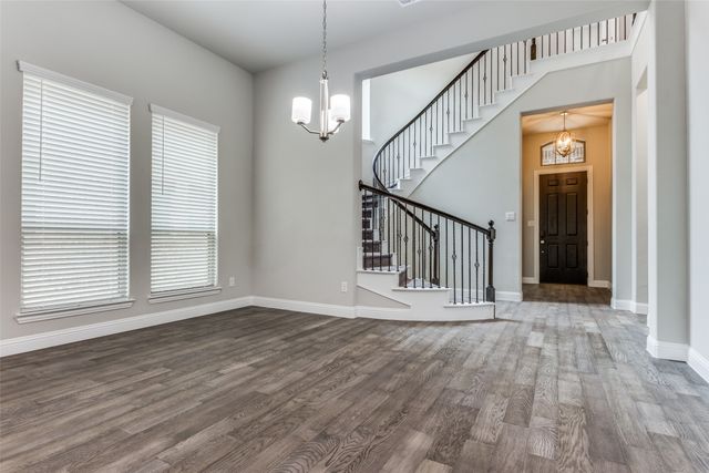 17620 Bottlebrush Drive, Dallas, TX 75252