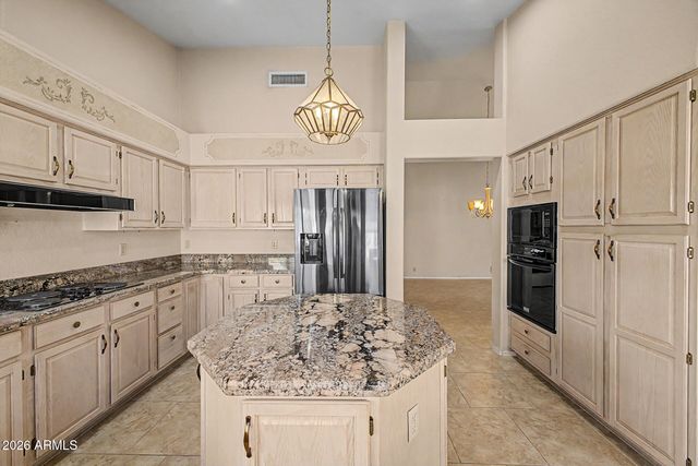 19105 N 90TH Drive, Peoria, AZ 85382