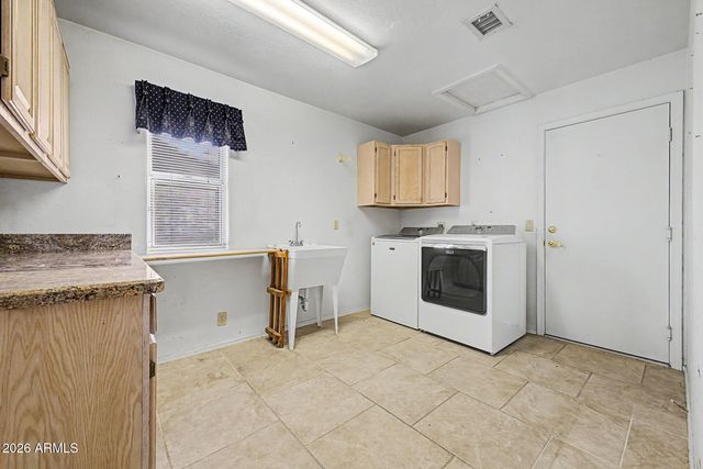 19105 N 90TH Drive, Peoria, AZ 85382