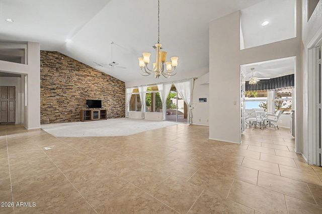 19105 N 90TH Drive, Peoria, AZ 85382