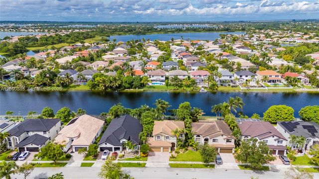 3538 SW 175th Avenue, Miramar, FL 33029
