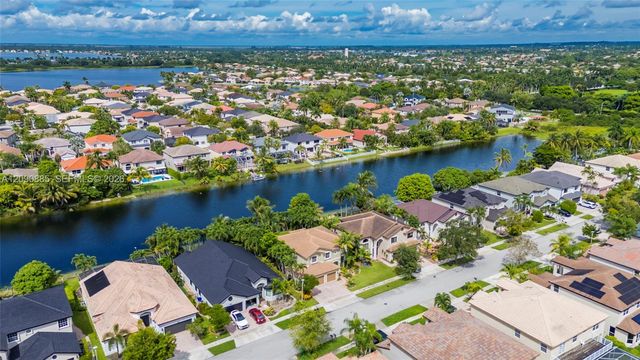3538 SW 175th Avenue, Miramar, FL 33029