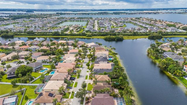 3538 SW 175th Avenue, Miramar, FL 33029