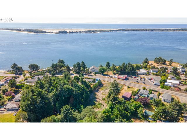 0 CAPE ARAGO 3800, Coos Bay, OR 97420