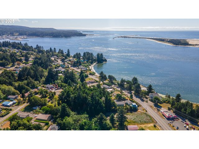 0 CAPE ARAGO 3800, Coos Bay, OR 97420