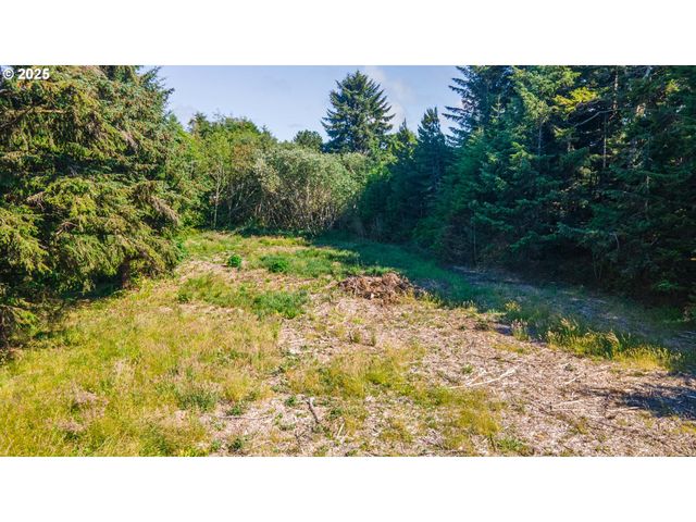 0 CAPE ARAGO 3800, Coos Bay, OR 97420
