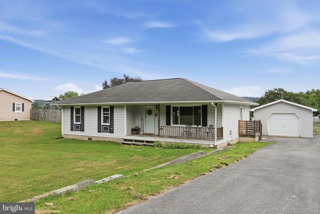 102 WISHBONE CIR, Hedgesville, WV 25427