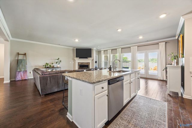 7037 Regency Lane, Gurley, AL 35748