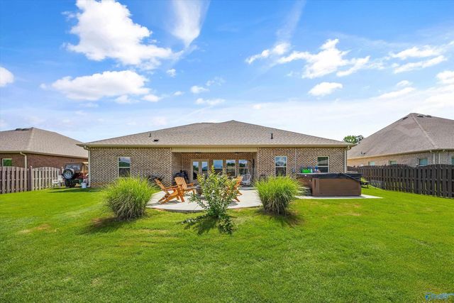 7037 Regency Lane, Gurley, AL 35748