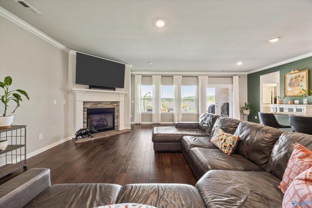 7037 Regency Lane, Gurley, AL 35748
