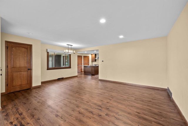 223 GREEN AVENUE NORTH, Stevens Point, WI 54481