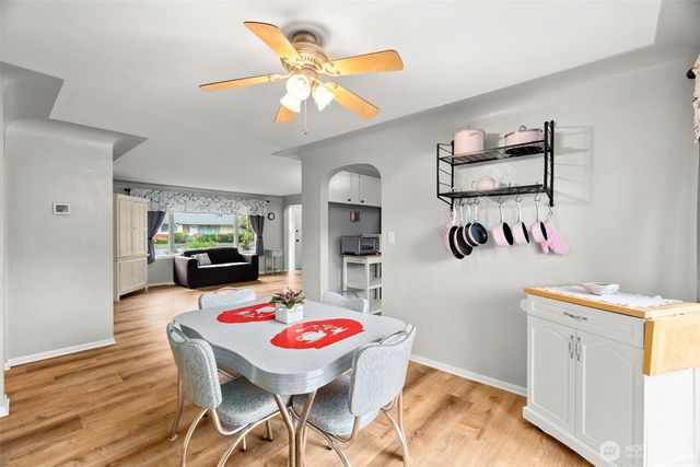 4612 14th Avenue SE, Lacey, WA 98503