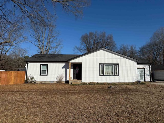 385 PINHOOK DR, Savannah, TN 38372