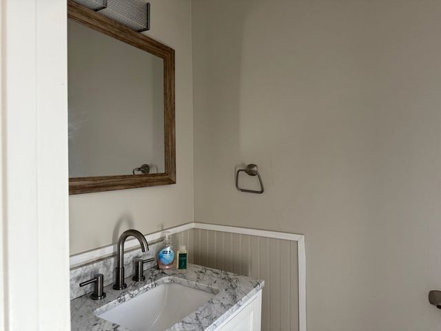 385 PINHOOK DR, Savannah, TN 38372