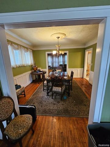 2036 COLLINGWOOD Street, Detroit, MI 48206