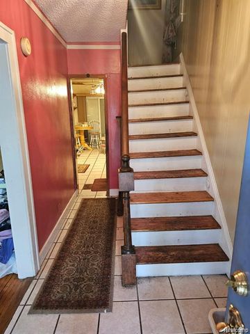 2036 COLLINGWOOD Street, Detroit, MI 48206