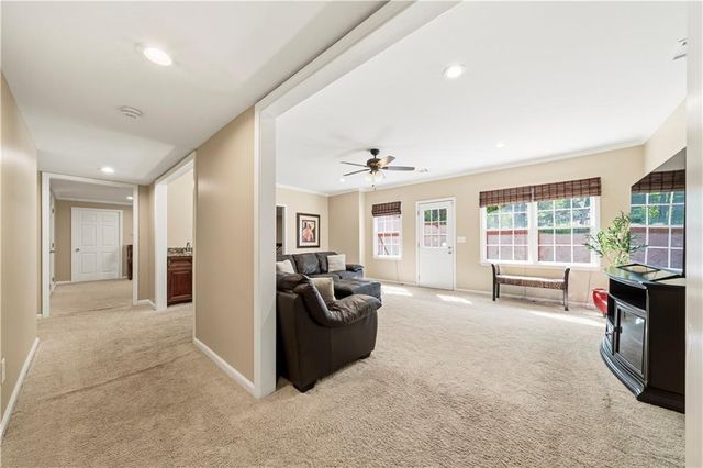 1009 Ector Chase NW, Kennesaw, GA 30152