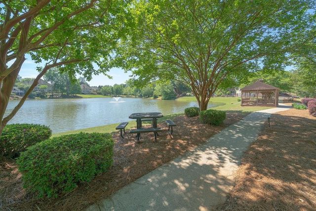 1009 Ector Chase NW, Kennesaw, GA 30152