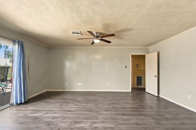 3002 Columbia Street, Baytown, TX 77521