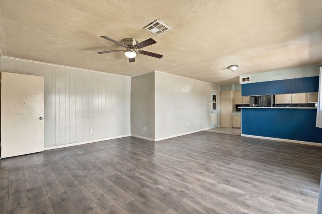 3002 Columbia Street, Baytown, TX 77521