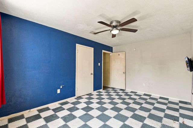 3002 Columbia Street, Baytown, TX 77521