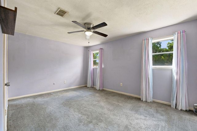 3002 Columbia Street, Baytown, TX 77521