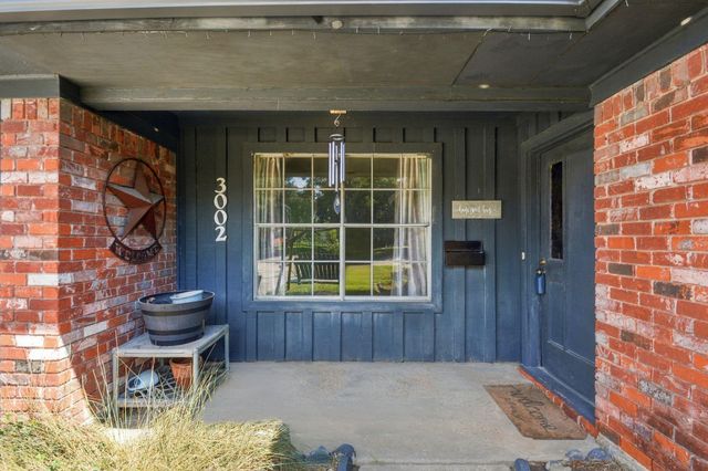 3002 Columbia Street, Baytown, TX 77521