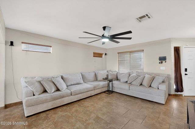 4601 Panther Peak Drive, Las Cruces, NM 88012