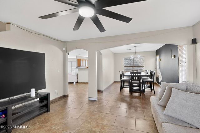 4601 Panther Peak Drive, Las Cruces, NM 88012