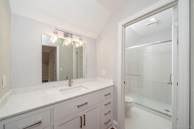 5 Grove Mews, Chappaqua, NY 10514