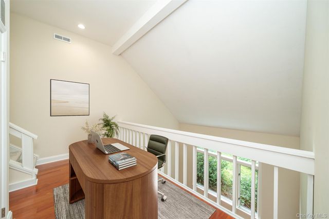 5 Grove Mews, Chappaqua, NY 10514