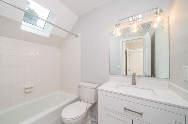 5 Grove Mews, Chappaqua, NY 10514