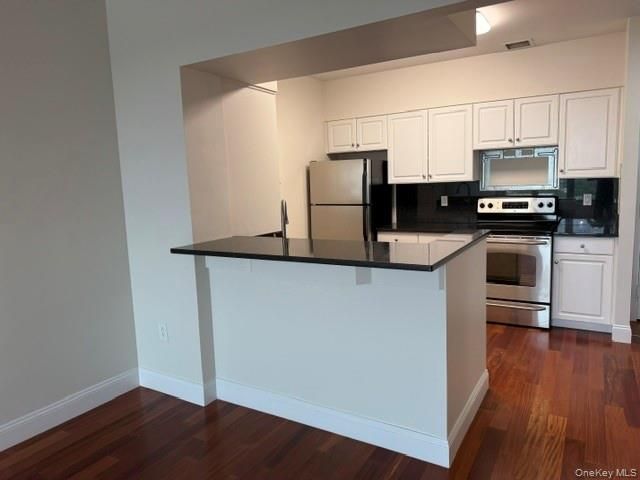 100 New Roc City Place 417, New Rochelle, NY 10801