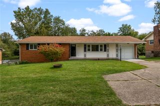 2340 Derr Road, Springfield, OH 45503