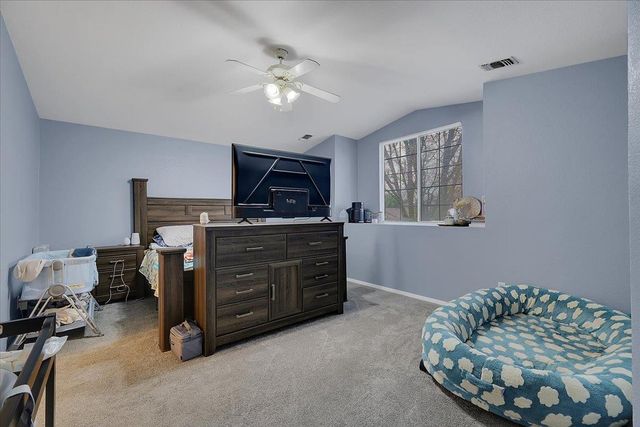 1942 Crystal Creek Ln, Yuba City, CA 95991